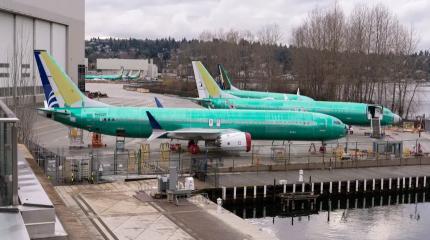 Boeing уходит в окончательное пике Boeing уходит в окончательное пике