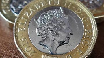 «Чрезвычайные меры». Британский фунт уничтожил экономику Великобритании
