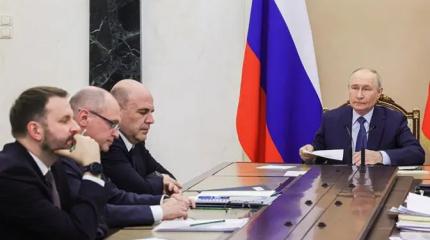 Одно совещание правительства идет за другим, а воз и ныне там