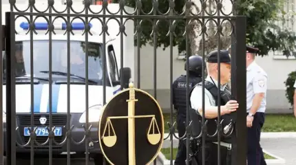 Есть 20 кланов, которым отдана «на кормление» вся Россия