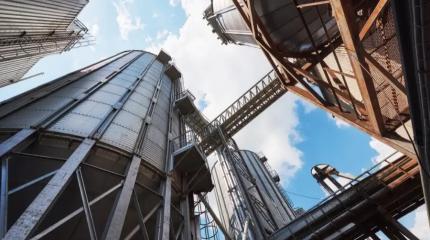 Промышленную продукцию хотят контролировать жестче и с прибылью для бюджета Промышленную продукцию хотят контролировать жестче и с прибылью для бюджета
