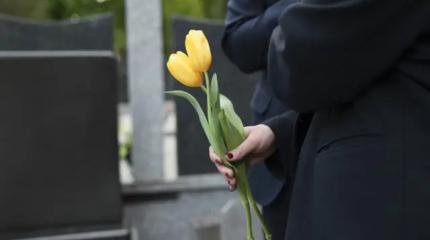 Взрывной рост: смертность не поспевает за числом ритуальных фирм