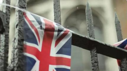 Британия угодила в экономическую могилу, которую рыла для России