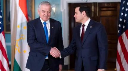 США в Таджикистане: Трамп запустил лапу в минеральную кладовку Китая