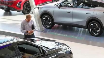 ФАС предупредила всех: Попытаетесь разгонять цены на авто — пожалеете