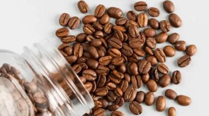 Утро перестанет быть бодрым: в РФ цена на зерновой кофе сильно выросла