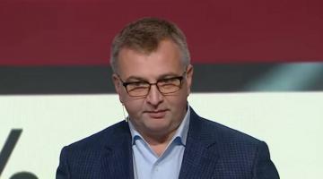 Украинский экономист о заявлении министра обороны ФРГ: В Москве шопинг не хуже, чем в Париже