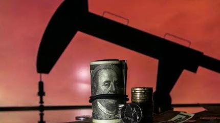 Крупнейший в истории нефтяной кризис качает доллары в бюджет РФ
