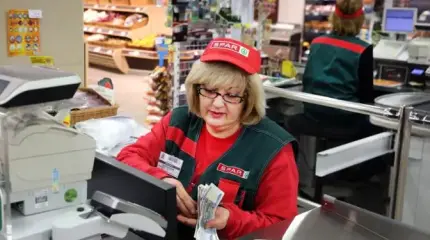 Сатана там правит нал: Кому выгоден возврат 90-х в российскую экономику