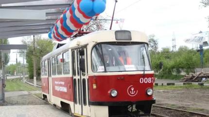 Новая Россия восстанавливает электротранспорт, ищет источники воды