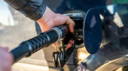 Стабилизация на заправках: россиянам рассказали, когда уладят проблемы