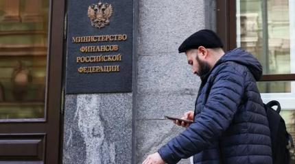 Финансовый канат без страховки. Заполнит ли нефть дыру в бюджете?