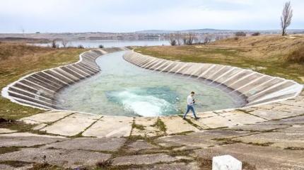 Засуха в Крыму: долгожданная большая вода придет нескоро Засуха в Крыму: долгожданная большая вода придет нескоро