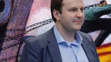 Максим Орешкин обвинил россиян в набранных кредитах