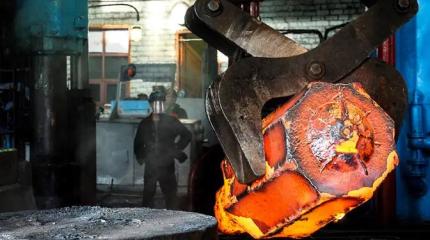 Заказов все меньше, цеха консервируют. Дыры в бюджетах регионов не скрыть