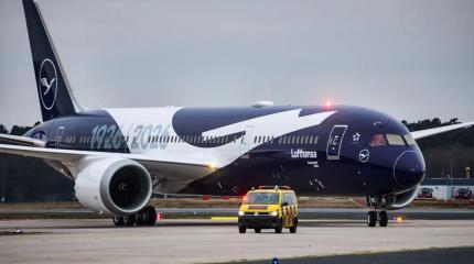 Немецкие авиакомпании требуют подключиться к нефтепроводам НАТО