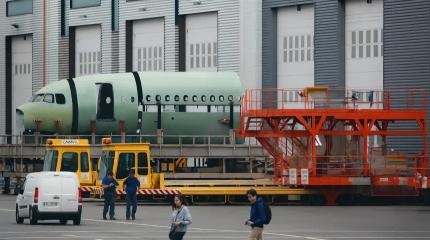 Airbus поднял тревогу: массовый отзыв самолётов парализует аэропорты мира