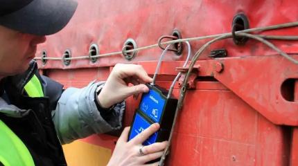 Электронные пломбы служат выявлению нелегального импорта. Но не без проблем