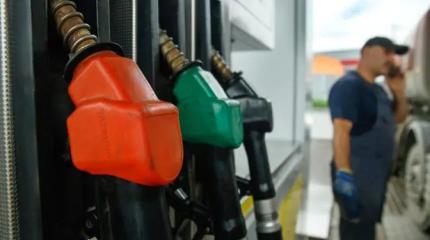 Частные АЗС пытаются продать бизнес, водители — переключиться на газ
