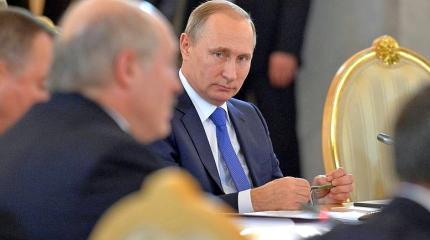 Владимир Путин принимает участие в заседании Совета ЕЭС