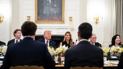 Индейка нависла над Трампом: пузырь ИИ скоро лопнет и уничтожит экономику США