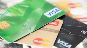 5 проблем с банковской картой за рубежом: почему лучше брать наличные?
