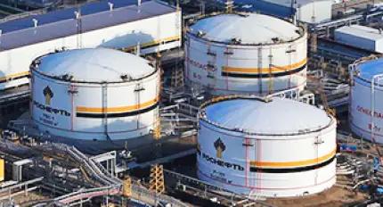 Нефтянка на пределе: НПЗ России побили рекорд по простоям