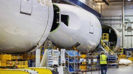 Титановый крючок для Boeing: Самолеты не взлетят без деталей из России