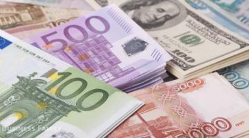 Минфин объявил о рекордной за год закупке валюты: рубль может упасть