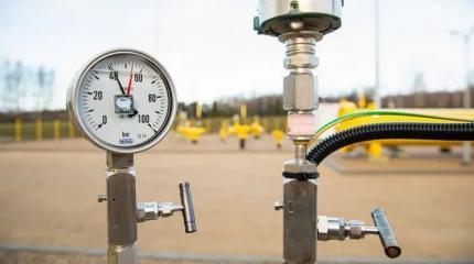 Россия слезет с нефтяной иглы, но попадет в газовую зависимость Россия слезет с нефтяной иглы, но попадет в газовую зависимость