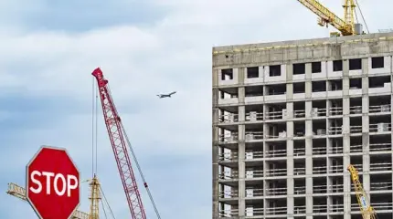 Покупатели квартир массово расторгают договоры с застройщиками