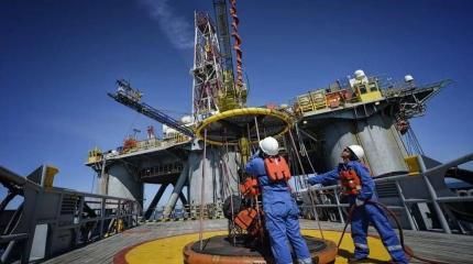 Регулирование рынка нефти отвечает интересам России и других экспортеров