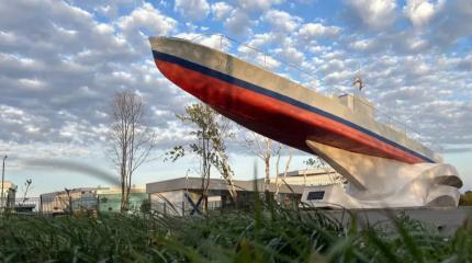 Сибирь ищет в Донбассе подземные воды, Ростов помогает детям Брянки