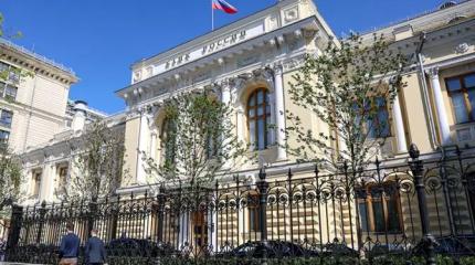 Бизнес стремится к ставке в 10%, но Банк России не торопит события