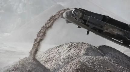 Новая Россия создаёт рабочие места, разрабатывает карьеры, строит мосты