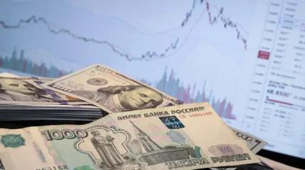 Курс валют: «Дух Ормуза» укрепил рубль на фоне снижения добычи нефти