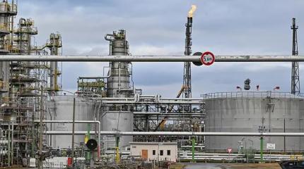 Запад пытается залатать дыры новой порцией нефтяных и дизельных резервов