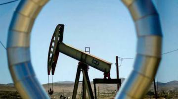 Нефть жестоко наказывает спекулянтов, сжигая ставки