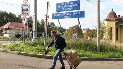 Эстонская Нарва: Успеть купить еды до закрытия России Эстонская Нарва: Успеть купить еды до закрытия России