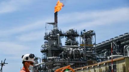 Рекорды не радуют: Санкции превратили российский газ в «бюджетный» товар