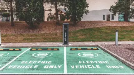 Удар на $65 млрд: конец эйфории по электромобилям обернулся фиаско автогигантов