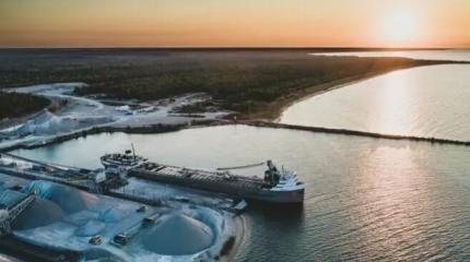 Удар по «теневому флоту»: санкции на Балтике душат порты в Ленобласти Удар по «теневому флоту»: санкции на Балтике душат порты в Ленобласти