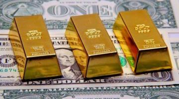 Китай меняет бесполезные доллары на золото, Россия поступает наоборот