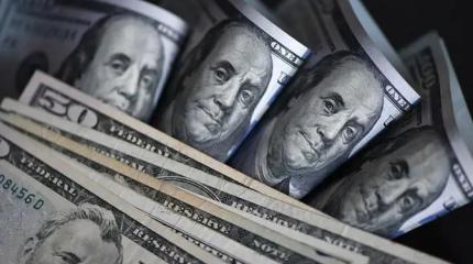 «Занимательная нищета олигархов»: Российские богачи потеряли $24 млрд