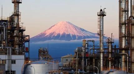 Японский бизнес не позволил премьеру Такаити подчиниться требованию Трампа