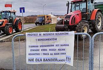 Поляки заблокировали границу, протестуя против импорта зерна из Бандерштата