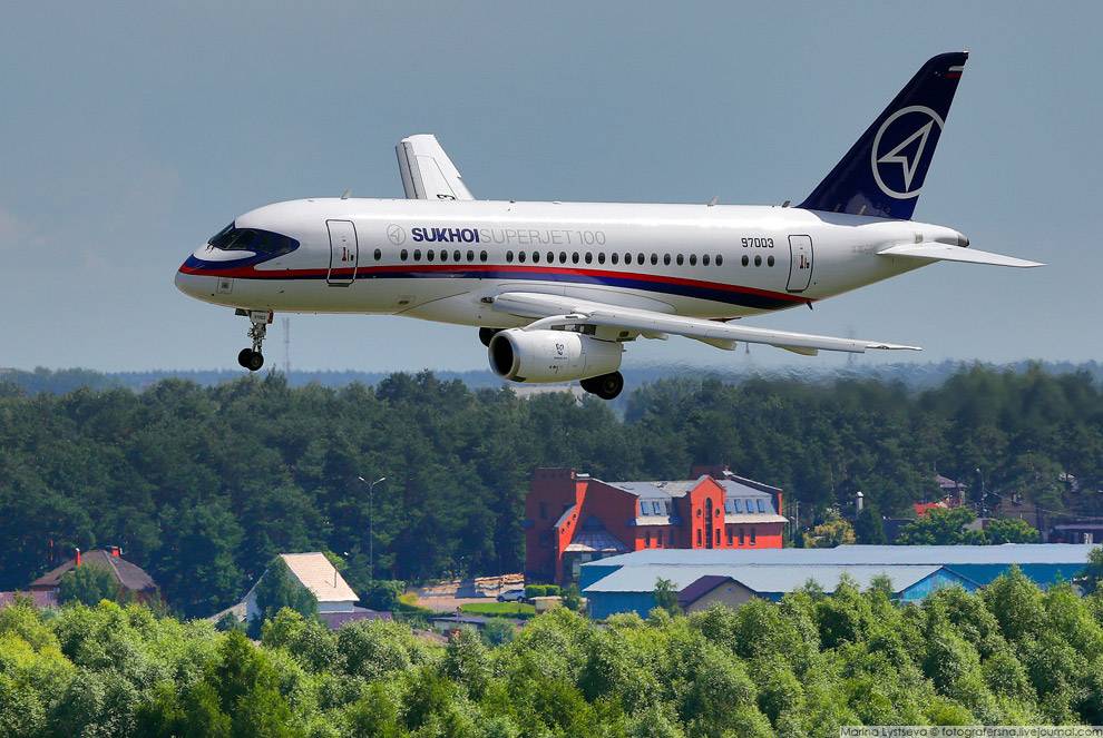 Россия выводит SSJ100 из-под санкций