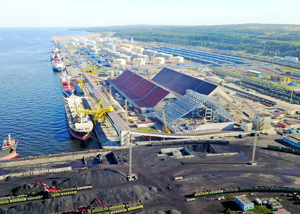 «Грузопоток уходит на российский терминал»: польская пресса об итогах белорусского «майдана»