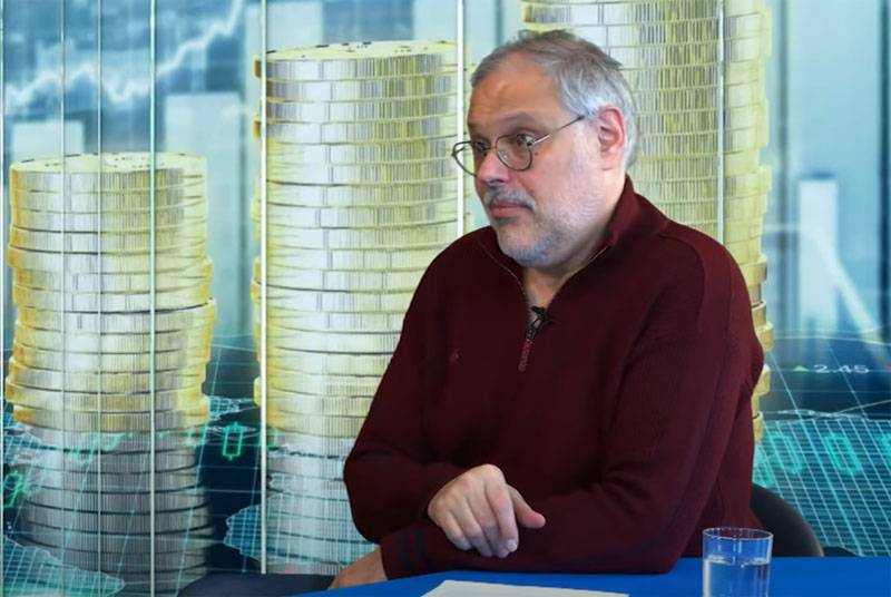 Экономист Хазин: США собираются «раскулачить» Китай
