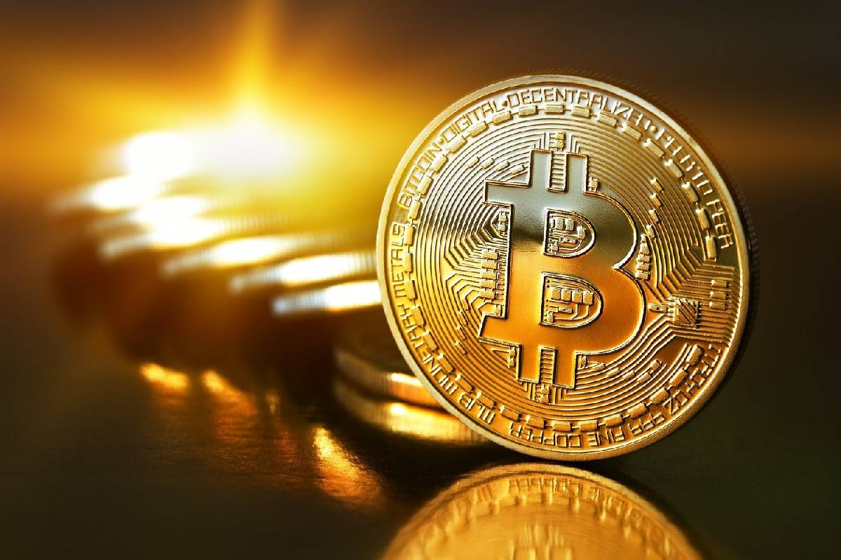 Место золота постепенно занимает биткоин
